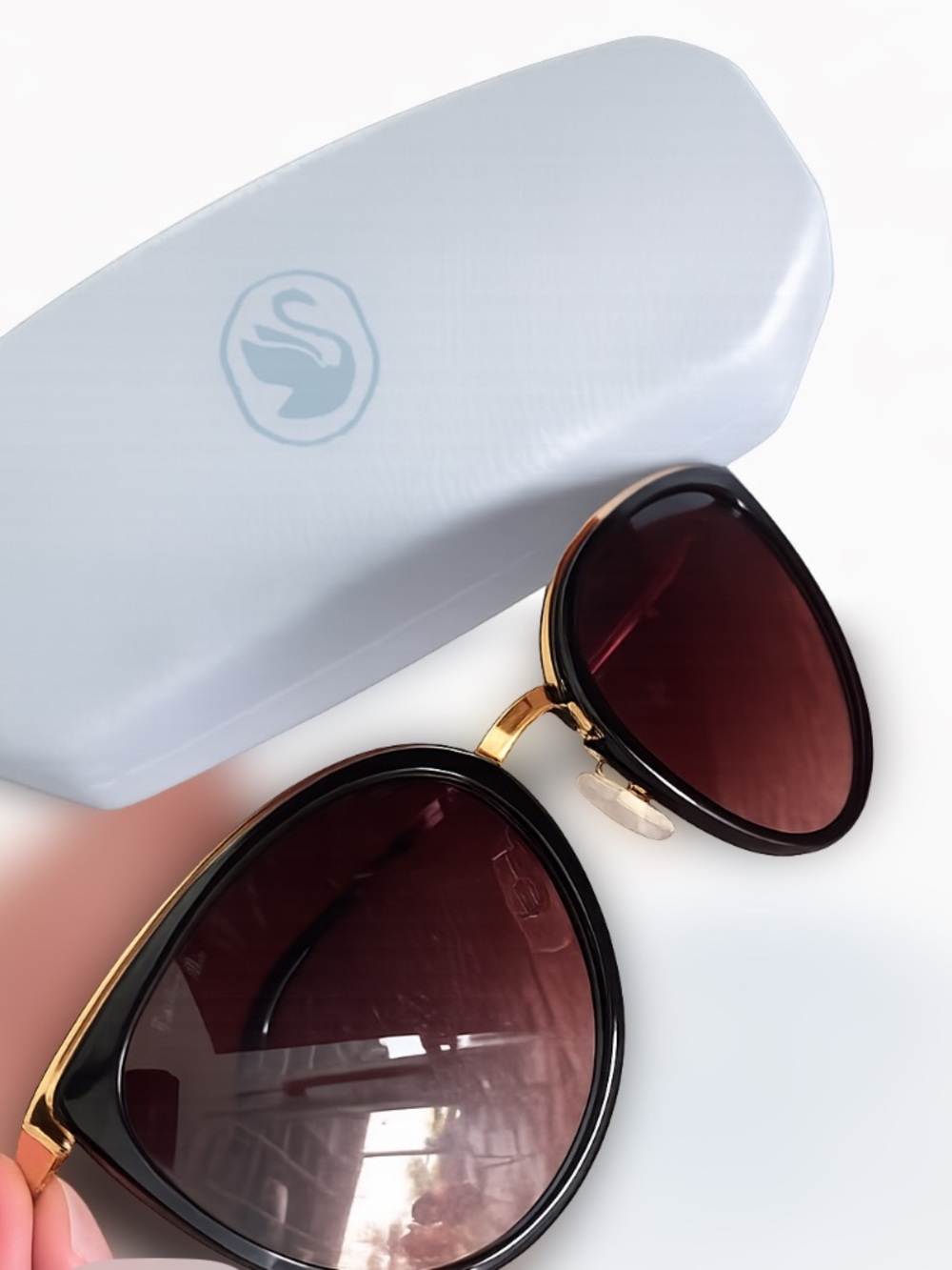 Swarovski $299 SWAN Sunglasses with Case - Picture 6 of 7